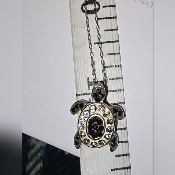 Sterling silver turtle and necklace/exrta charm - Picture 3 of 11